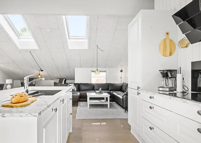 Tatil Evi 5 Bedroom Cozy In Hejls