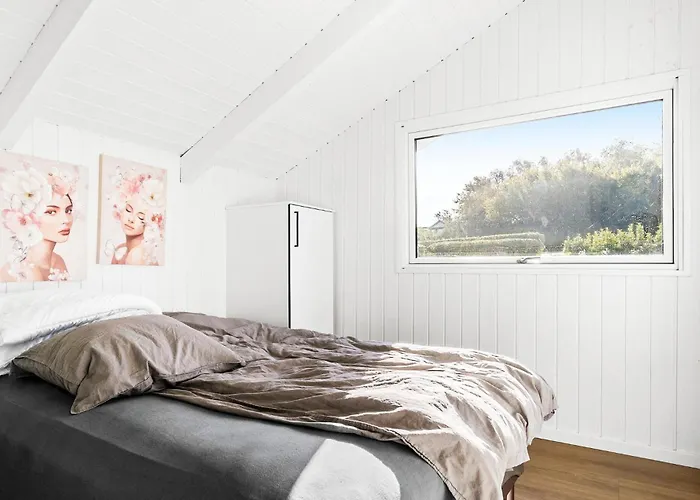 Tatil Evi 5 Bedroom Cozy In Hejls