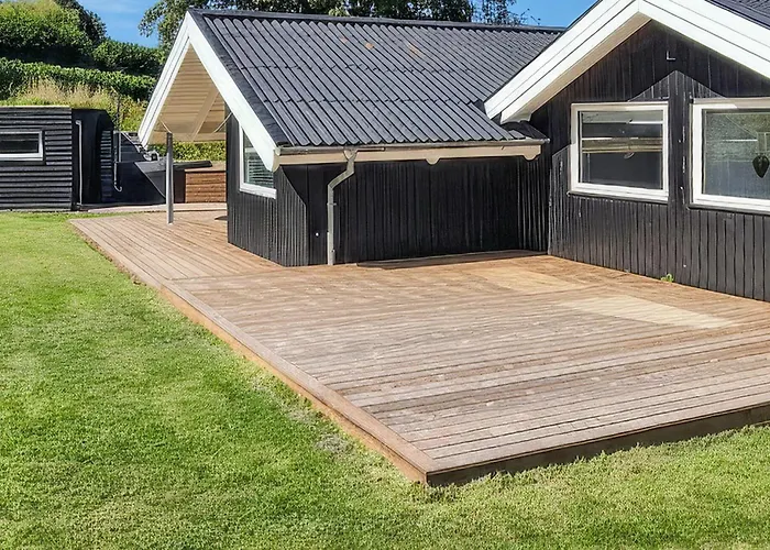 Tatil Evi 5 Bedroom Cozy In Hejls